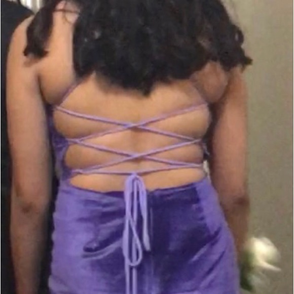 Velvet Maxi Dress with high slit, soft purple colour - Picture 3 of 3